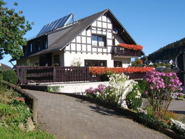 Haus Cristallo Олсберг Екстериор снимка